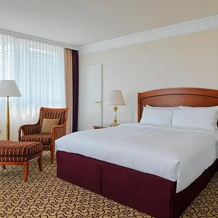 Marriott Hotel 4*