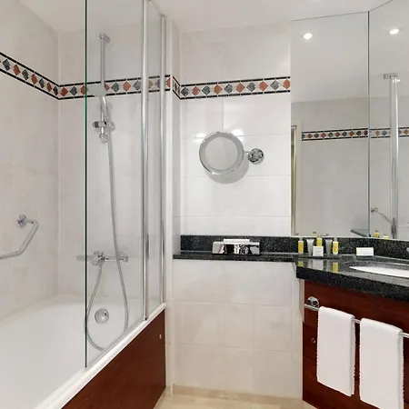 Marriott Hotel 4*